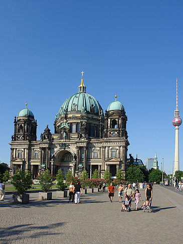 Foto Berliner Dom mit Fernsehturm - Berlin