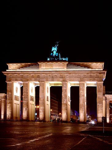 Brandenburger Tor - Blick nach Osten Fotos