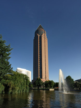 Fotos Messeturm mit Ludwig-Erhard-Anlage