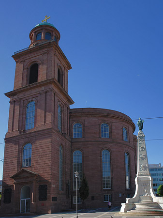 Fotos Paulskirche mit Statue | Frankfurt am Main