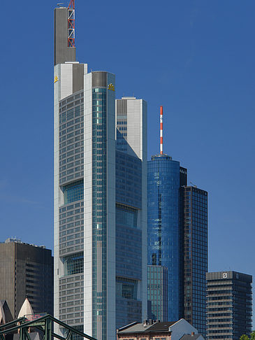 Commerzbank mit Maintower Fotos