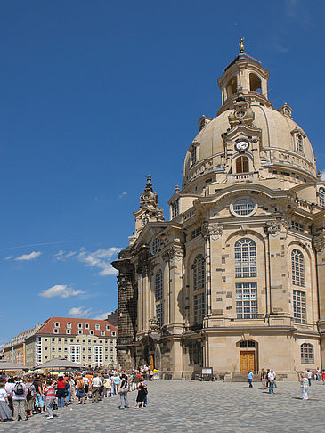 Frauenkirche und Neumarkt Foto 