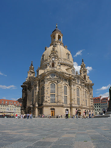 Frauenkirche und Neumarkt Foto 