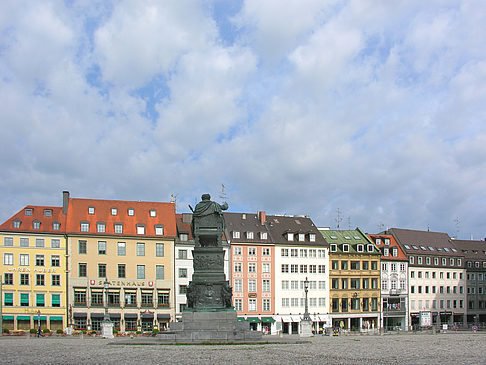 Fotos Max Joseph Platz | München