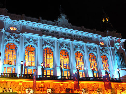 Fotos Theater des Westens