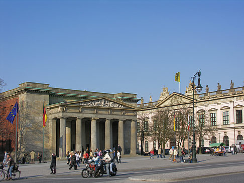 Neue Wache Fotos