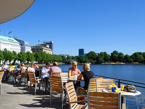 Foto Brunchterrasse auf dem Alster Pavillon - Hamburg