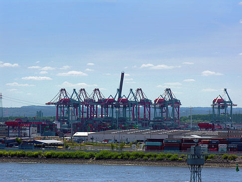 Altonaer Balkon mit Blick auf den Hafen