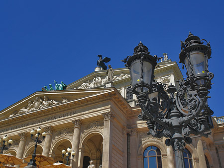 Alte Oper mit Laterne Fotos