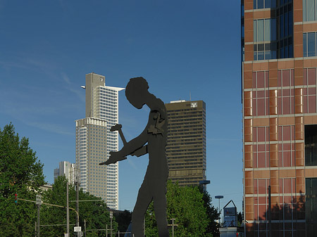 Hammering Man Foto 