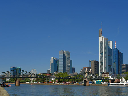 Fotos Skyline von Frankfurt mit eisernem Steg | Frankfurt am Main