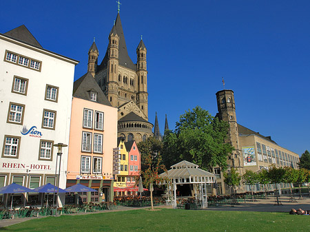 Groß St Martin hinter Fischmarkt Foto 