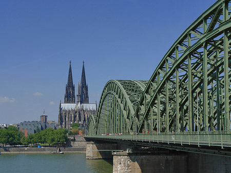 Foto Hohenzollernbrücke am Kölner Dom - Köln