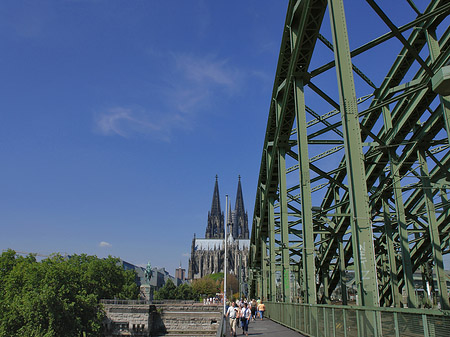 Fotos Hohenzollernbrücke beim Kölner Dom | Köln