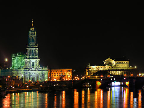 Foto Semperoper bei Nacht